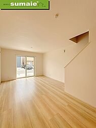 ヤマイチテラス西浜 2階3LDKのリビング/ダイニング