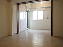 リビオタワー小田急相模原レジデンス 9階1LDKのリビング/ダイニング