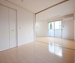 フォレストコート大宮 1階1LDKのリビング/ダイニング