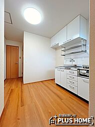 JR紀勢本線 宮前駅 徒歩27分の賃貸アパート 3階2Kのリビング/ダイニング