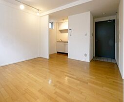 ＧＲＡＮＤＩＲ 1階1Kのリビング/ダイニング