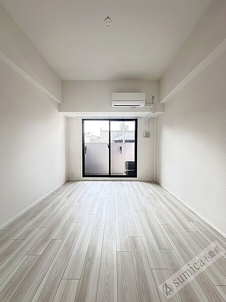 画像10:ホワイトベースの内装で明るいお部屋です。