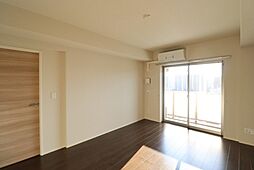 アーバンシャトー千葉中央 8階2Kのリビング/ダイニング