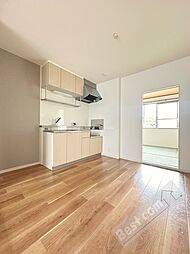 ファミリーハイツTY 1階2LDKのリビング/ダイニング