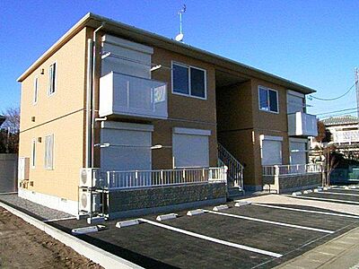 外観：全部屋角部屋の4世帯の積水ハウス施工2階建て軽量鉄骨造シャーメゾン♪