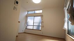 ベルビューカシェット 2階ワンルームのリビング/ダイニング