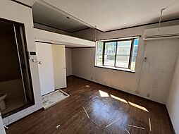 シエナ 2階ワンルームのリビング/ダイニング