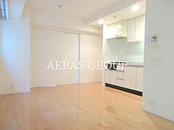 ルクレ新川レジデンス 207 2階1LDKのリビング/ダイニング