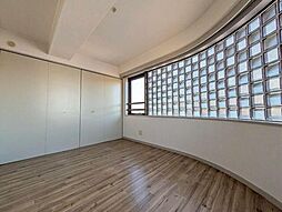 メゾンランヴィーヌ 6階2DKのリビング/ダイニング