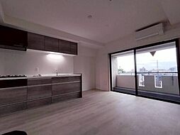 TraValore淵野辺 404 4階2LDKのリビング/ダイニング