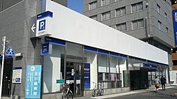 みずほ銀行麻布支店 444m