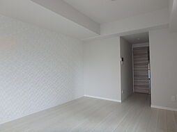 JR総武線 市川駅 徒歩2分の賃貸マンション 10階1Kのリビング/ダイニング