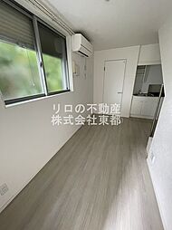 ラビアン中台 101 1階ワンルームのリビング/ダイニング