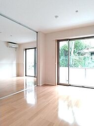 アロハス神楽坂 1階1LDKのリビング/ダイニング