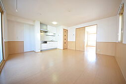 フローラ3 0103 1階1LDKのリビング/ダイニング