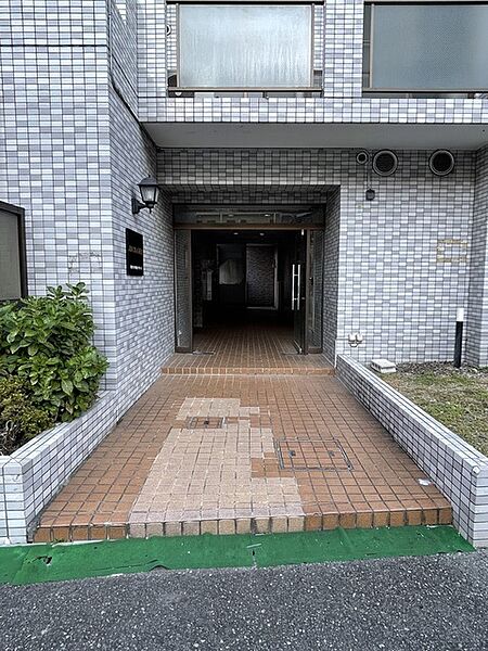 ＪＵＮプレジ福生 ｜東京都福生市大字福生(賃貸マンション2DK・4階・46.89㎡)の写真 その4