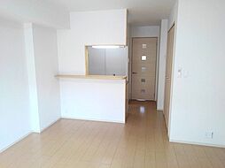 アルカンシェル 1階ワンルームのリビング/ダイニング