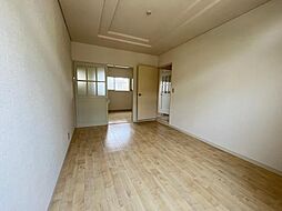 エステート山崎 2階2DKのリビング/ダイニング