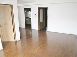 パティオス9番街 5階2LDKのリビング/ダイニング