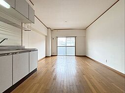 グルーリャ大和 205 2階2LDKのリビング/ダイニング