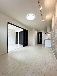 近鉄南大阪線 針中野駅 徒歩6分の賃貸アパート 1階1LDKのリビング/ダイニング