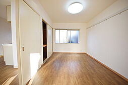 ブルードエルM 2階3DKのリビング/ダイニング