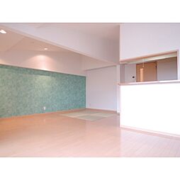 カルム御陵前 2階1LDKのリビング/ダイニング