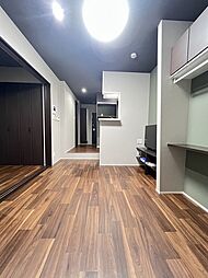 ジーイーオンズ 2階1LDKのリビング/ダイニング