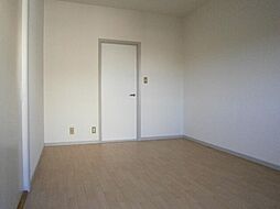 センターコート 2階1Kのリビング/ダイニング