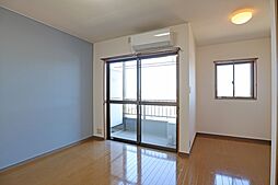 アドマイアビル 403 4階1Kのリビング/ダイニング