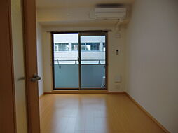 オー・ルージュ 5階1Kのリビング/ダイニング