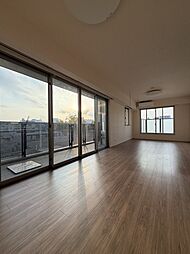 東京メトロ丸ノ内線 新中野駅 徒歩5分の賃貸マンション 5階2LDKのリビング/ダイニング