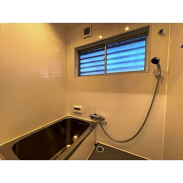 浴室：バス