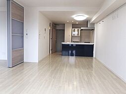 ラ・フローラ武蔵野VIII 4階1LDKのリビング/ダイニング