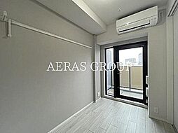 クロスレジデンス神田神保町 7階1DKのリビング/ダイニング