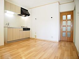 中通りマンション 201 2階3DKのリビング/ダイニング