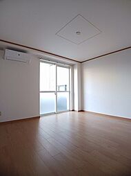 ソレアードパルケIII 102 1階2LDKのリビング/ダイニング