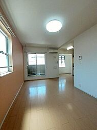 クレセール聖蹟 2階1LDKのリビング/ダイニング