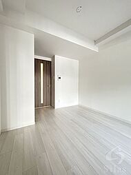 ファーストフィオーレ京都西京極 4階1DKのリビング/ダイニング