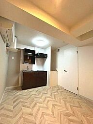 ユアコンフォート水道町 地下1階1DKのリビング/ダイニング