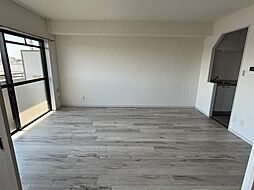 アベニール 4階2LDKのリビング/ダイニング