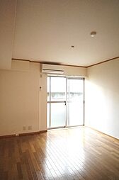 モンターニュ 0101 1階1Kのリビング/ダイニング