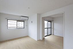 ルーチェ国立ズード 3階2LDKのリビング/ダイニング