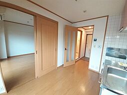 トリニティ−グレース 3階1DKのリビング/ダイニング