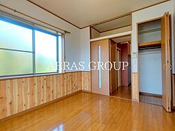 ルミエール宮寺 1階ワンルームのリビング/ダイニング