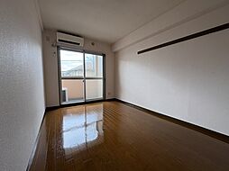 多摩都市モノレール 中央大学・明星大学駅 徒歩5分の賃貸マンション 3階1Kのリビング/ダイニング