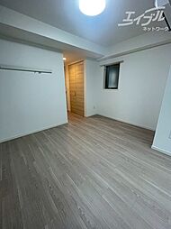 ロイヤルパークヒルズうめきた 3階1Kの室内