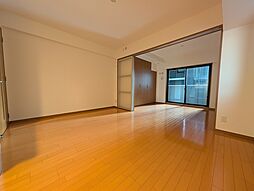 リーガル神戸三宮山手 401 4階1LDKのリビング/ダイニング