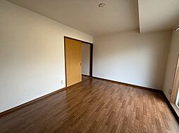 Uビル 2階1DKのリビング/ダイニング