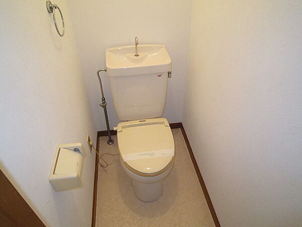 画像6:嬉しいバストイレ別☆(同タイプのお部屋の写真です)